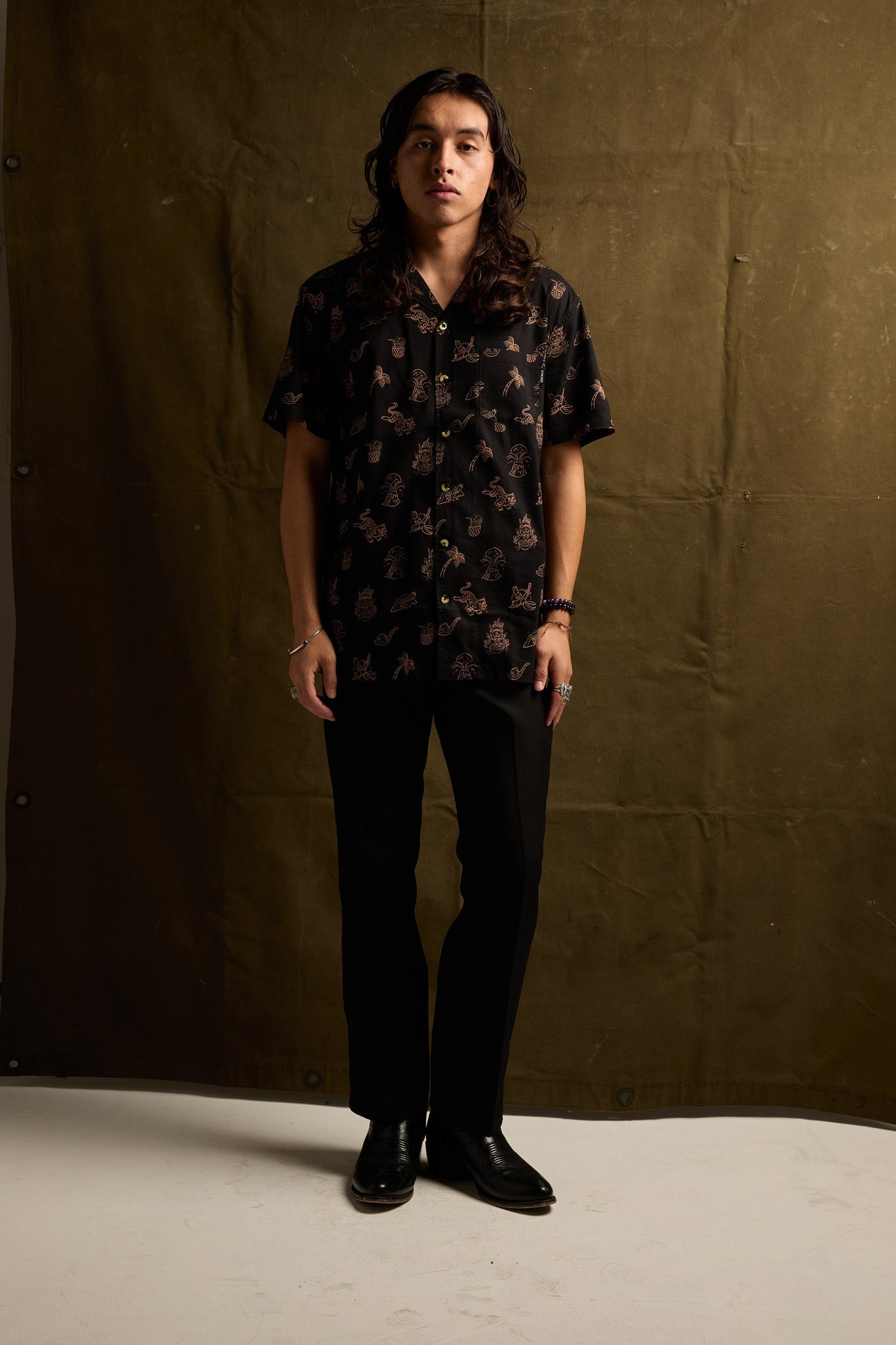 Spicy Noods Button-Up