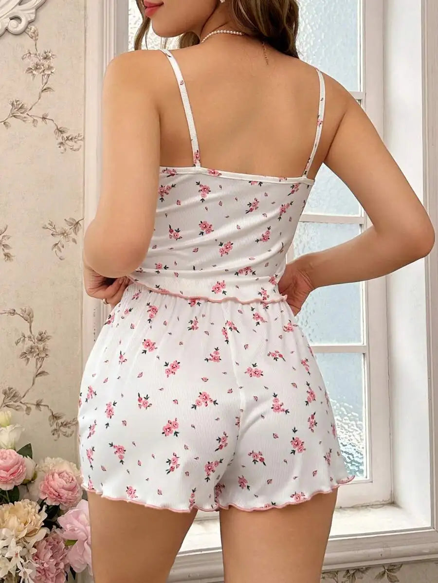 Women’s modern and cute pajama set by Corporación Turística, featuring a comfortable, stylish sleepwear design.