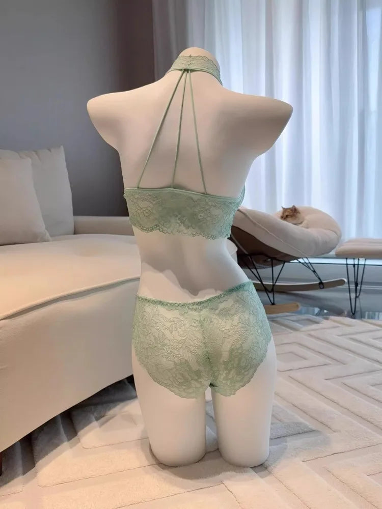 Green mint YUQI halter bra set featuring a supportive design and adjustable straps, displayed on a neutral background.