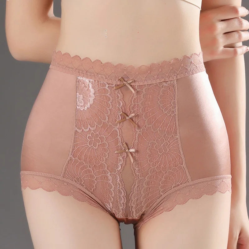 High-waisted lace women's underwear from Corporación Turística, featuring soft elastic fabric and delicate lace details.