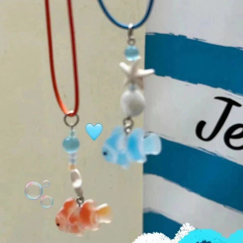Collares Vintage con colgante de pez payaso para mujeres y hombres, Gargantilla Simple y fresca, accesorios de joyería, regalos versátiles