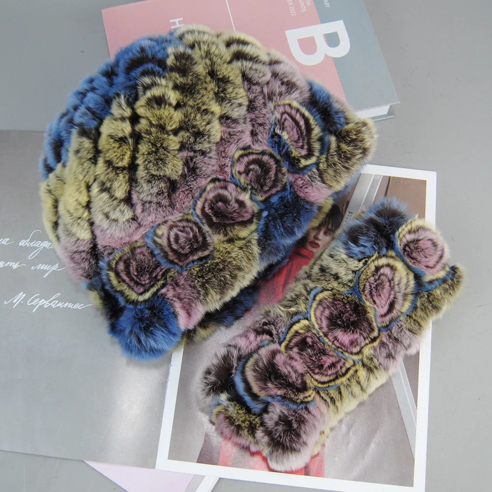 Authentic leather fashion hats and matching scarves from Nueva moda by Corporación Turística, shown in the image.