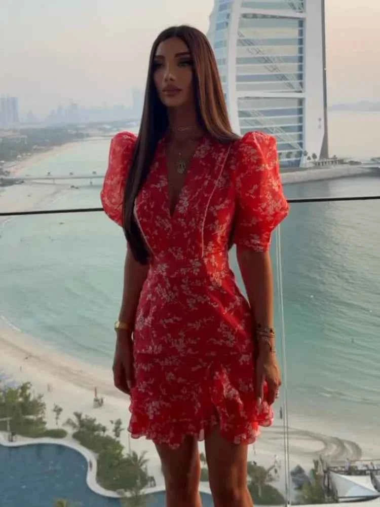 Chin.Sweety floral summer dress with V-neck, elegant design, featuring vibrant summer floral print, perfect for warm weather.