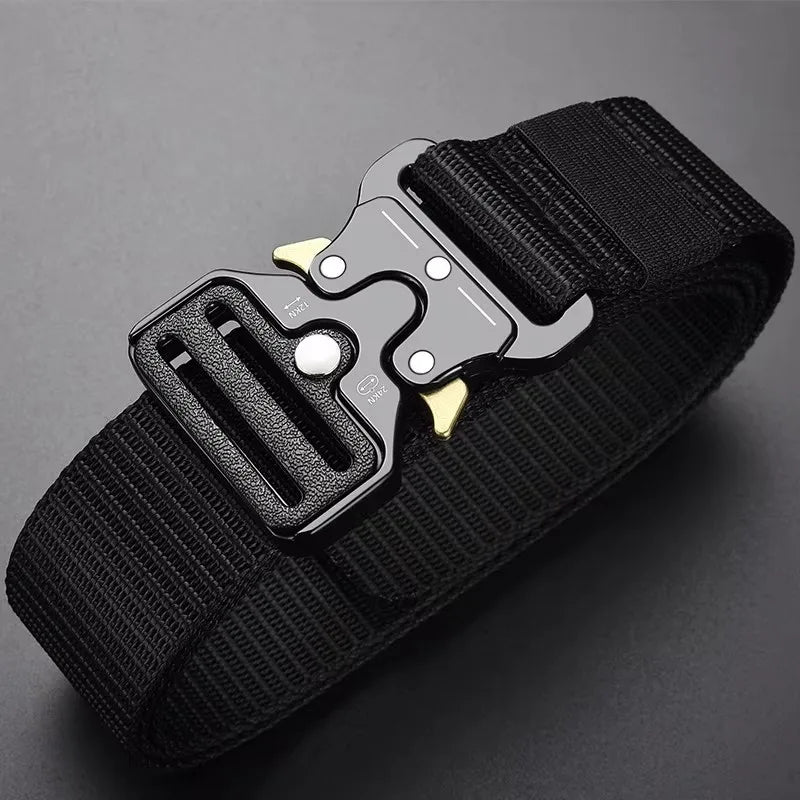 Black tactical belt by Paul Hueman, unisex accessory, adjustable 120cm, durable Cinturón Táctico for outdoor and everyday use.