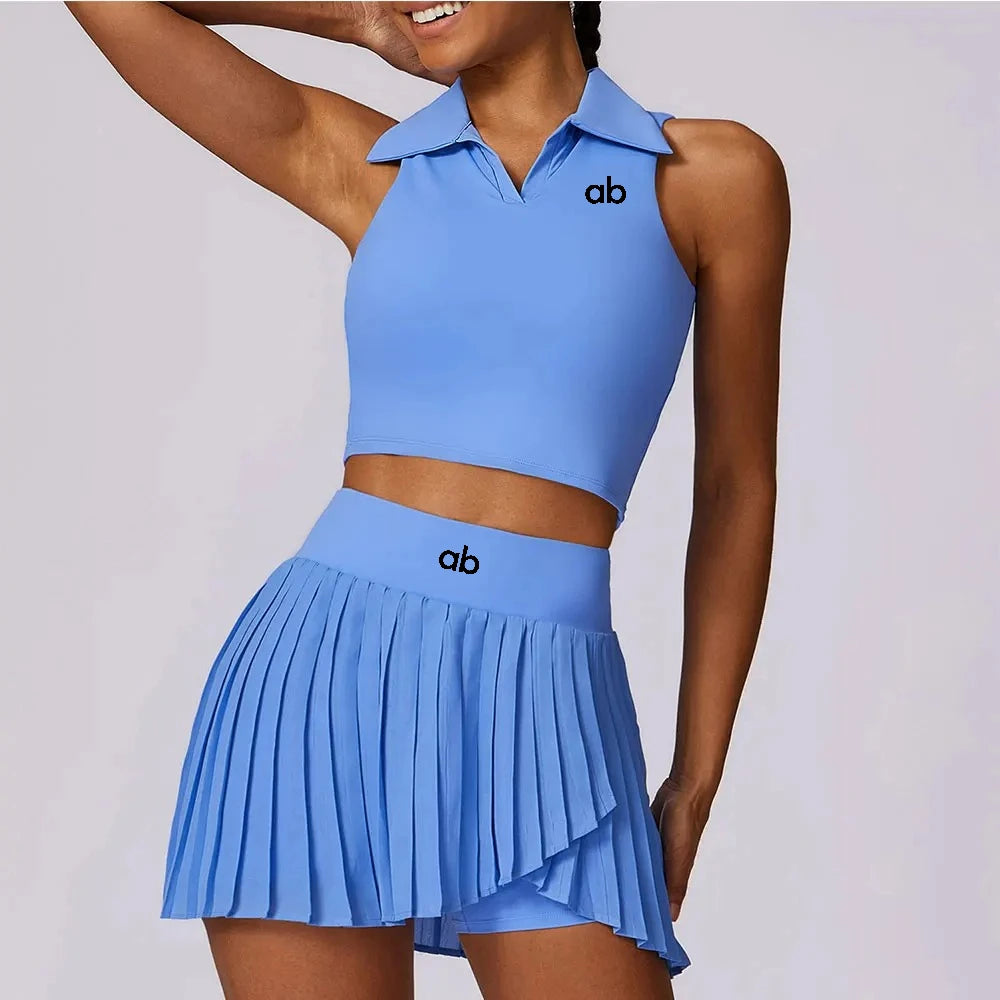 Summer yoga set for women by Corporación Turística, 2-piece athletic and comfortable yoga clothing ensemble.
