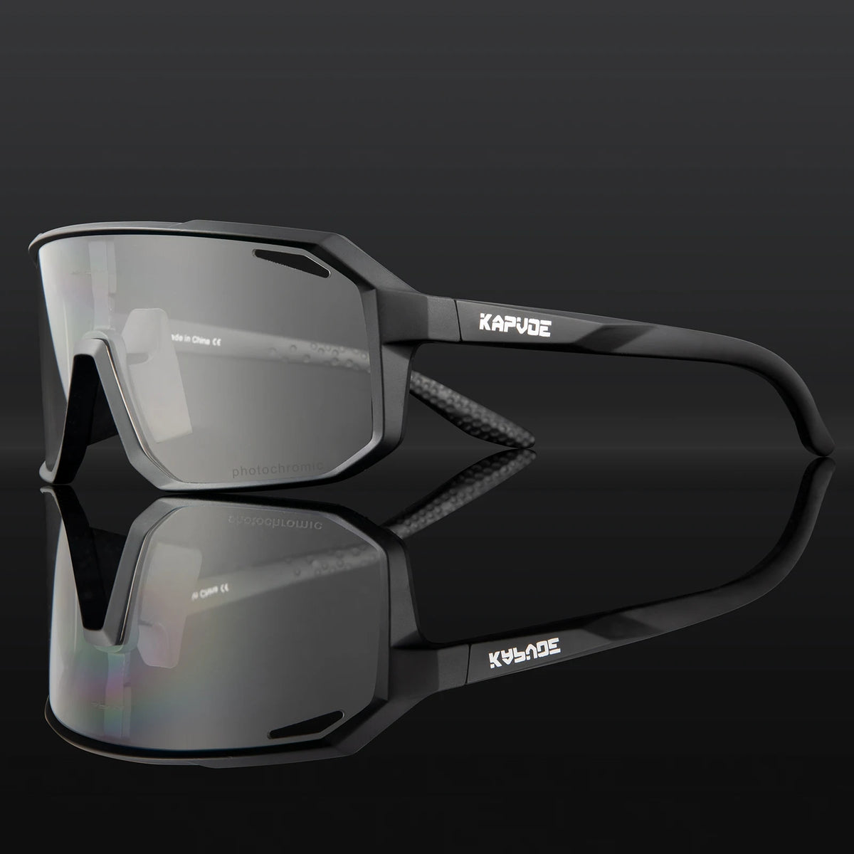 Kapvoe photochromic MTB sunglasses by Corporación Turística, cycling glasses with adjustable lenses for outdoor biking.