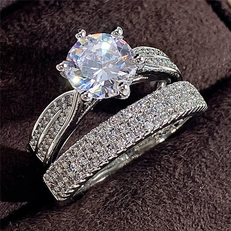 Set of sterling silver 925 rings for women featuring a playful circus design, displayed on a neutral background.