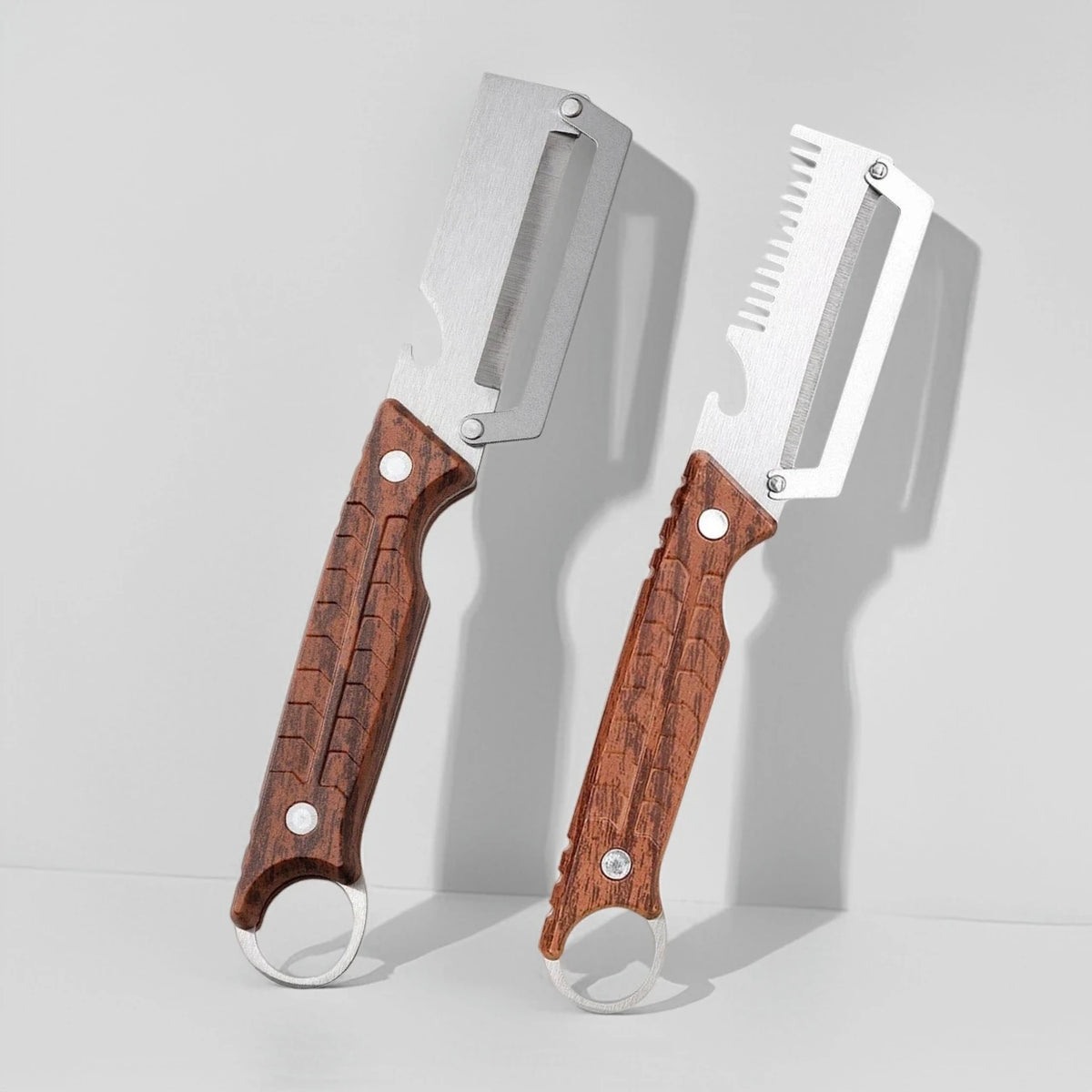 Stainless steel 3-in-1 onion chopper and peeler set by Corporación Turística, featuring sharp blades and ergonomic handles.