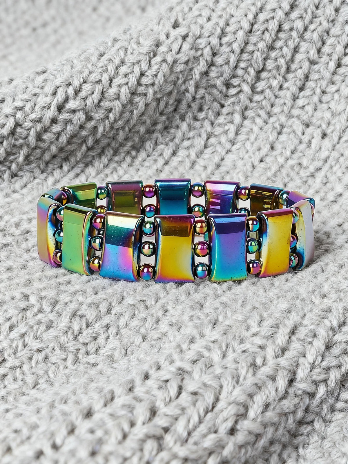 Hematite stone bracelet with rectangular natural stone beads, 19cm (7.5 inches) long, by Corporación Turística.