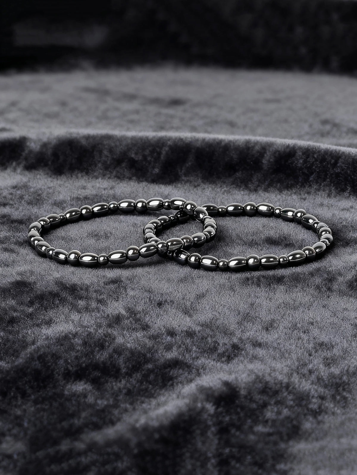 Hematite stone bracelet with rectangular natural stone beads, 19cm length, from Corporación Turística.