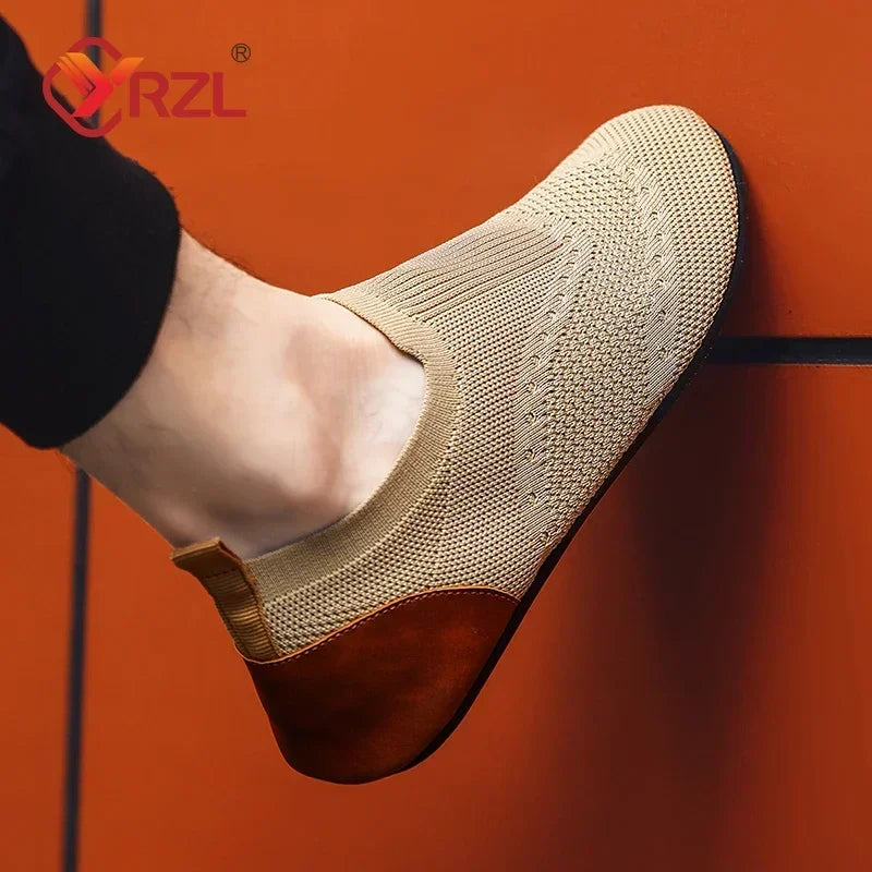 Beige YRZL moccasins for driving by Corporación Turística, soft leather shoes with a sleek design for comfortable wear.