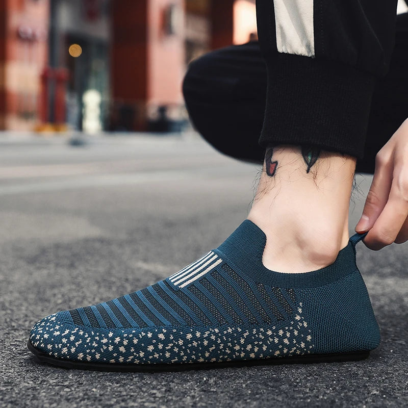 Black YRZL men's driving loafers by Corporación Turística, showcasing comfortable slip-on moccasin design for driving and casual wear.