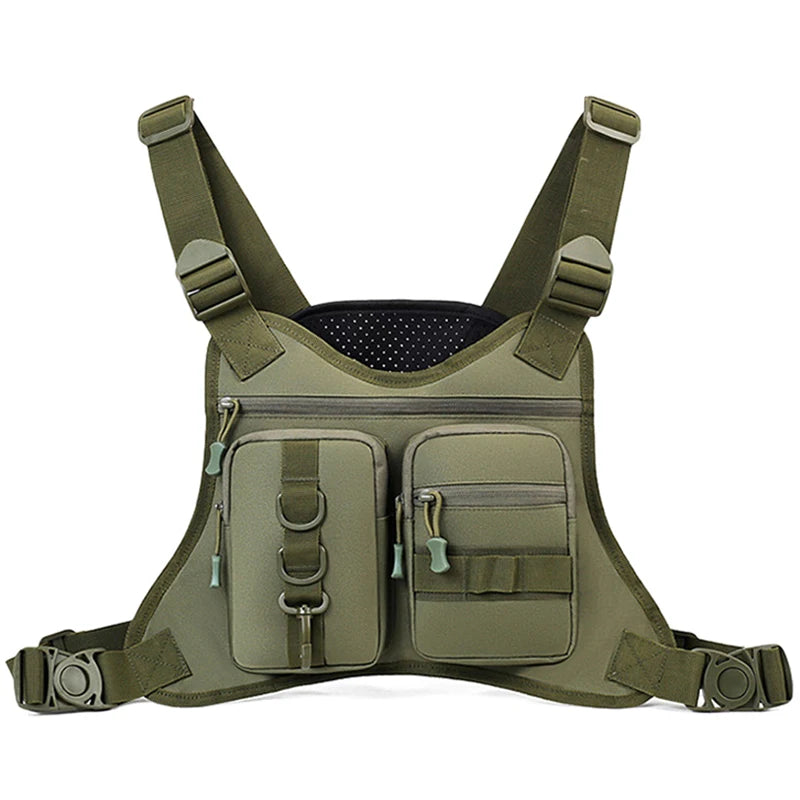 Black camouflage tactical vest with Molle system and front chest pouch, designed for outdoor and tactical use by Corporación Turística.
