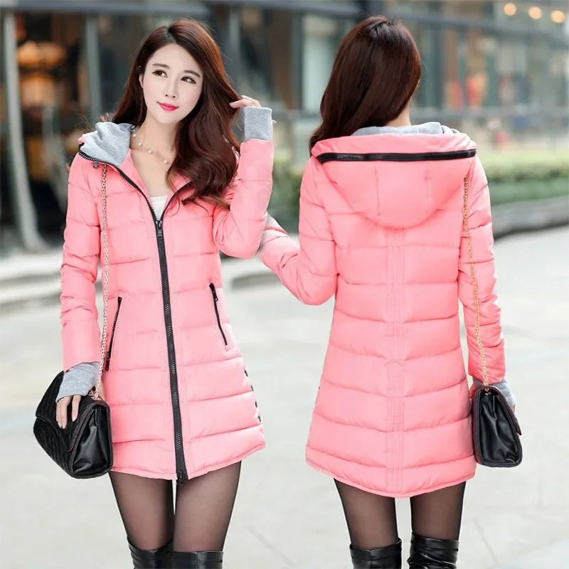 Fashionable women's casual gloves and fitted jacket by Corporación Turística, black, stylish and comfortable for everyday wear.