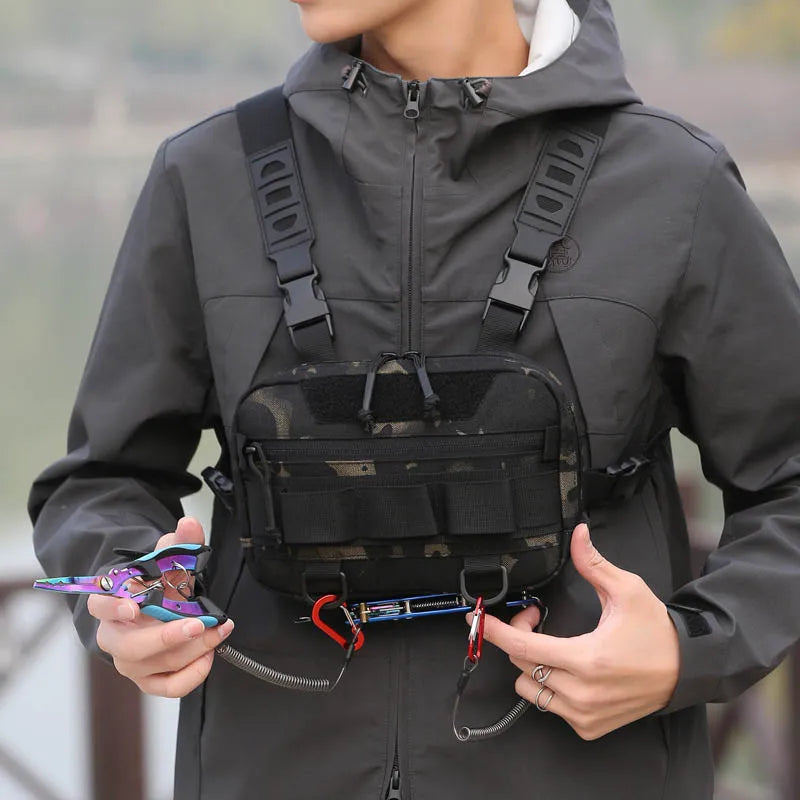 Black tactical chest rig and backpack by Corporación Turística with multiple compartments and adjustable straps.