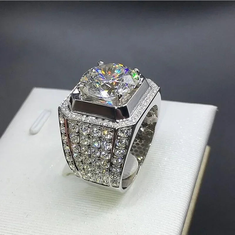 Sterling silver 925 men's ring by Corporación Turística featuring a classic band design, suitable for everyday wear.