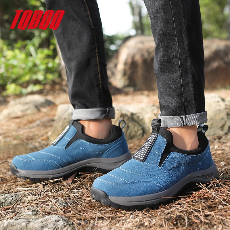 Blue men's casual sports sneakers from Corporación Turística with lightweight design and comfortable fit.