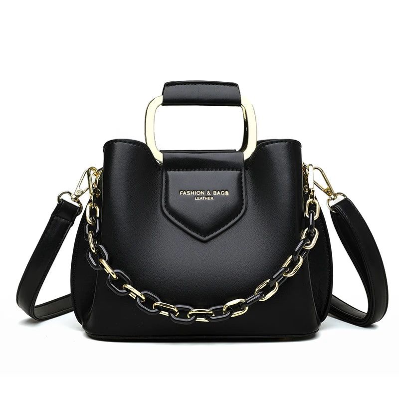 High-quality brown PU shoulder bag for women, stylish and spacious, from Corporación Turística.