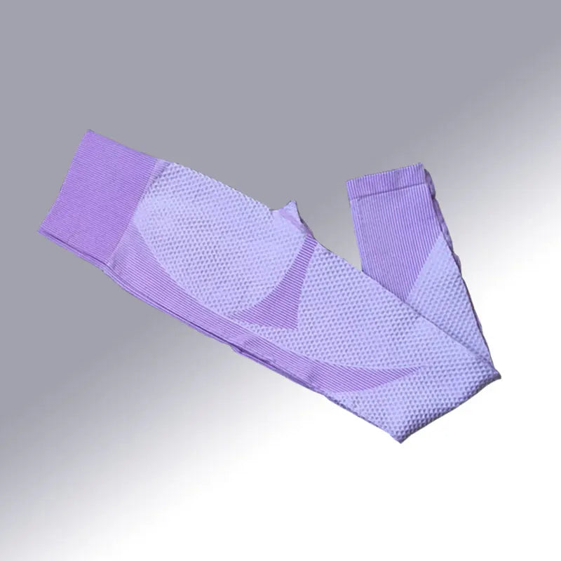 Lavender women's yoga sportswear set by Corporación Turística, two-piece activewear ensemble with comfortable fit.