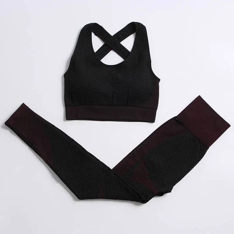 Lavender women's athletic yoga set by Corporación Turística, two-piece sportswear for exercise and yoga activities.