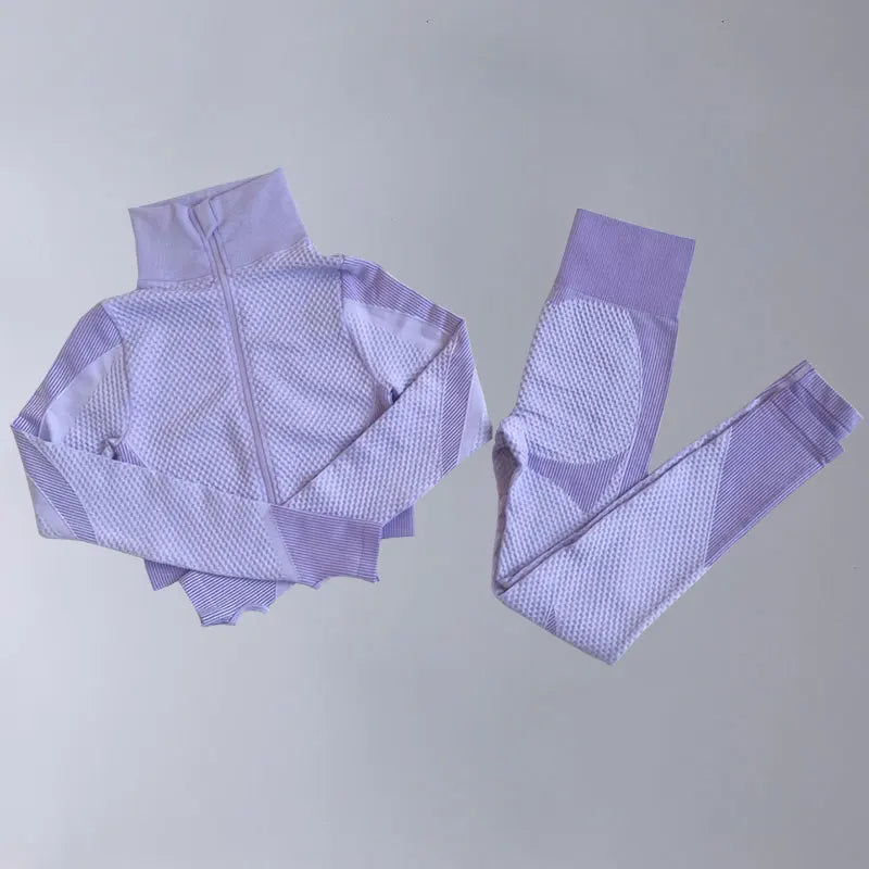 Lavender women's sportswear from Corporación Turística, yoga set with top and leggings, comfortable activewear for women