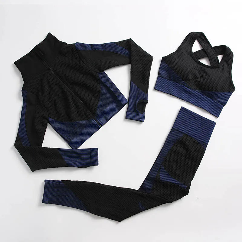 Lavender women's sportswear yoga set by Corporación Turística, two-piece activewear ensemble with comfortable fit and stylish design.