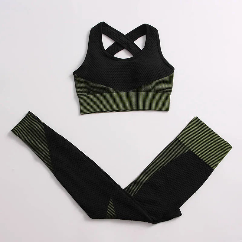 Lavender women's sportswear yoga set by Corporación Turística, two-piece athletic outfit for workout and active wear.