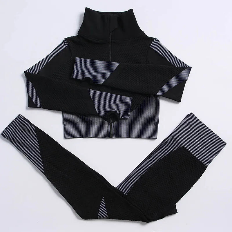 Lavender women's sportswear set by Corporación Turística, yoga and activewear ensemble, two-piece with comfortable fit.