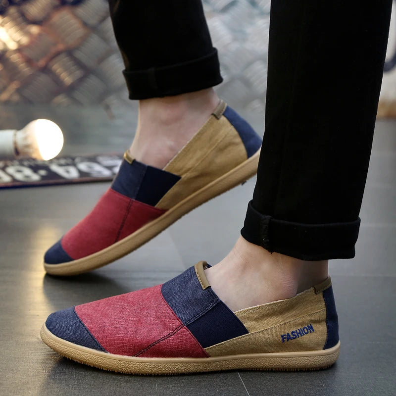 Casual men's moccasins in caqui color from Corporación Turística, slip-on style, leather upper, and comfortable design.