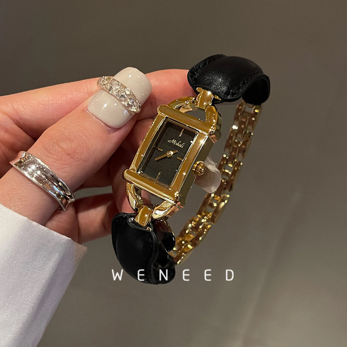 Luxury retro women's wristwatch from Corporación Turística, stylish gold-tone watch with classic design.