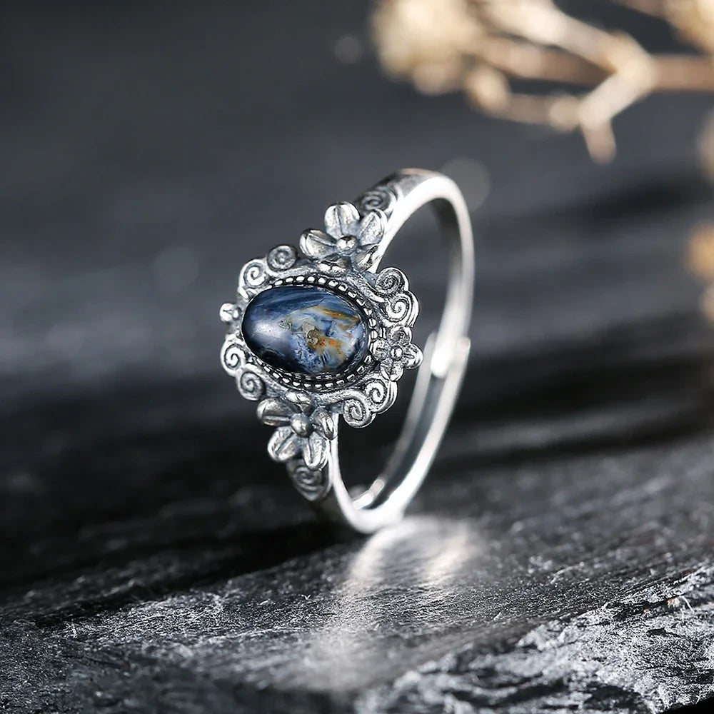 Sterling silver 925 ring with genuine Amethyst gemstone, featuring a 7x5mm oval cut, from Corporación Turística.