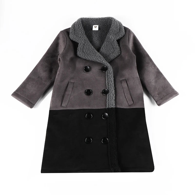 Elegant children's winter coat by Corporación Turística, featuring a stylish coat for kids in a cozy winter design.