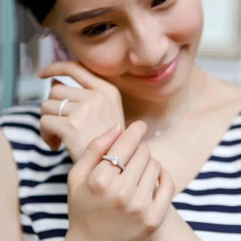 Sterling silver 925 two-in-one ring from Corporación Turística, featuring a unique design and polished finish.