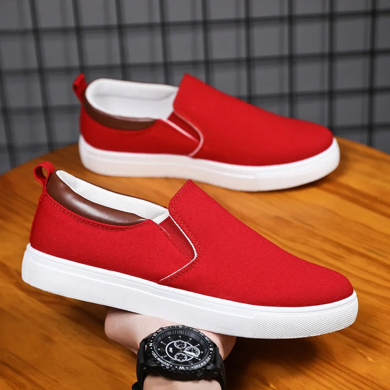 Gray Feerldi men's casual shoes by Corporación Turística, lightweight sneakers with comfortable design and breathable material.