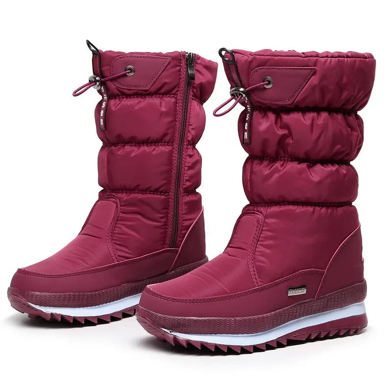Gray women's fashionable winter snow boots by Corporación Turística, featuring warm insulation and stylish design for cold weather.