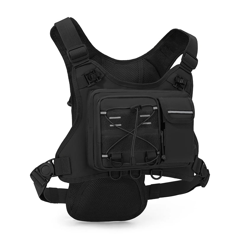 Green camouflage sporty vest and hydration belt for men and women, designed for active outdoor activities.