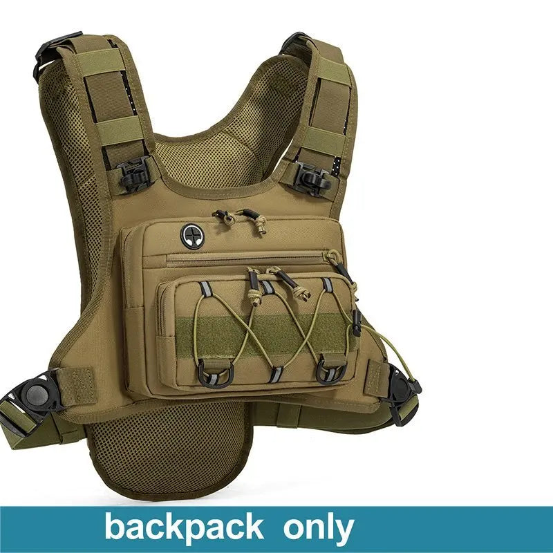 Grey camouflage hydration vest for running, cycling, and hiking by Corporación Turística, featuring adjustable straps and hydration pockets.