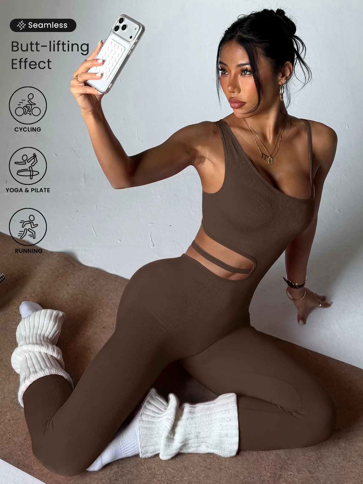 Sexy yoga leggings with a beautiful back design by Corporación Turística, showcasing a stylish, form-fitting fit for active wear.