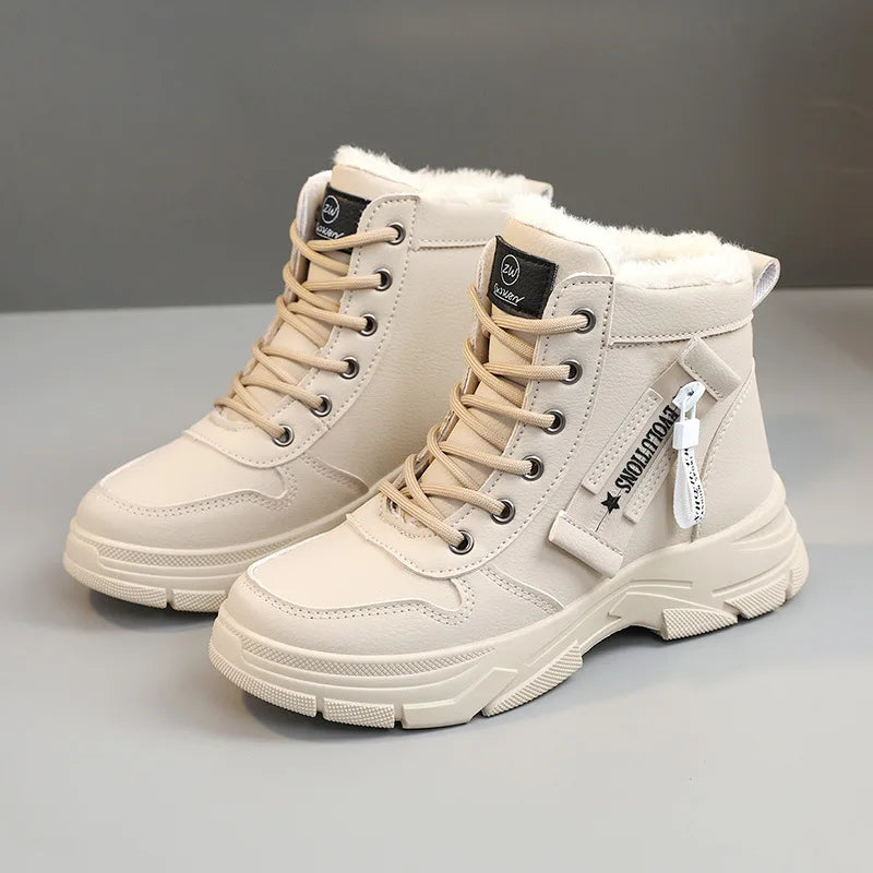 Khaki women's winter boots and athletic sneakers by Corporación Turística, featuring a stylish and cozy design for cold weather.