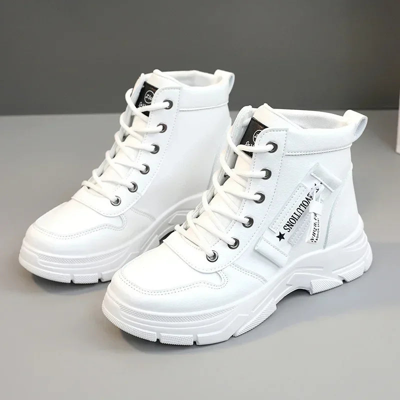 Khaki women's height increasing boots with laces from Corporación Turística, featuring a stylish design and comfortable fit.
