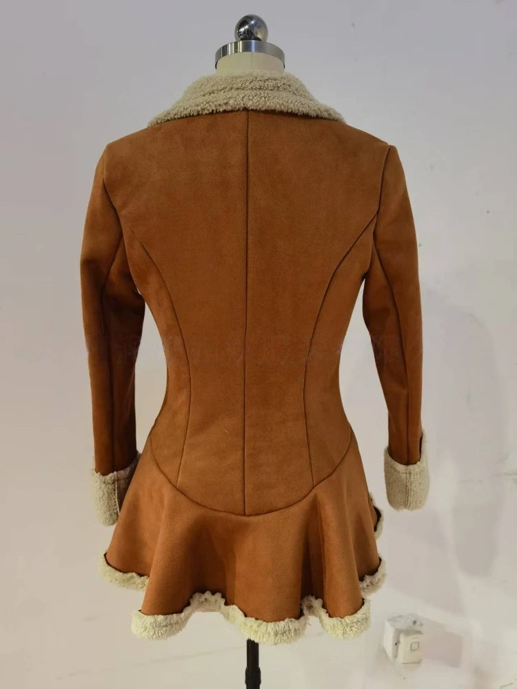 Dark brown women's suede coat with faux fur collar, stylish and warm outerwear from Corporación Turística.