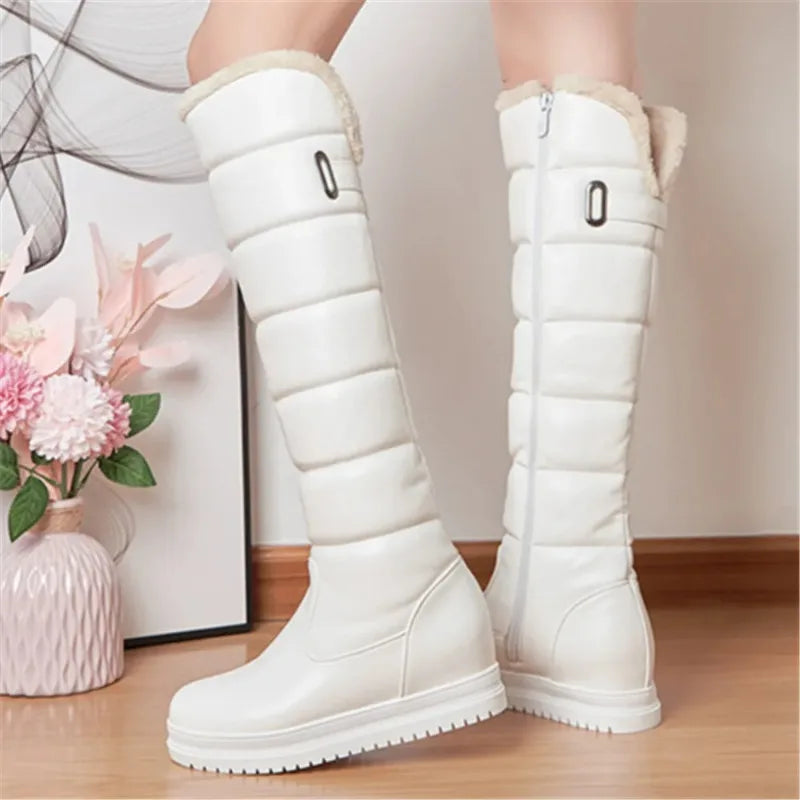 White and warm pink snow boots for women by Corporación Turística, featuring a cozy winter design and durable material.