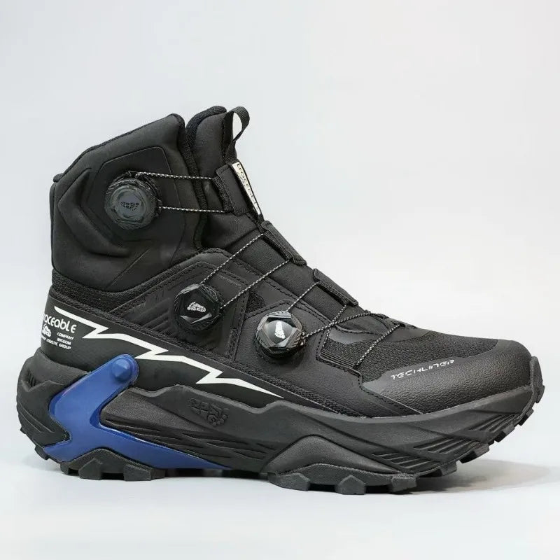 Black climbing and hiking shoes from Corporación Turística, size 37, with sturdy design and ankle support for outdoor adventures.