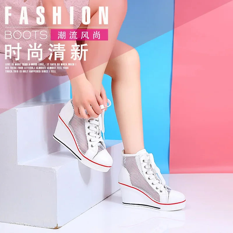 Black women's wedge sandals with 8 cm platform and open toe, featuring ankle straps from Corporación Turística.