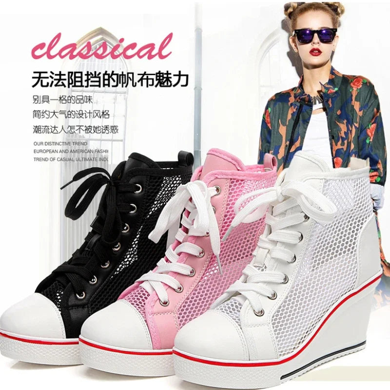 Black women's wedge sandals with 8 cm platform, featuring adjustable straps and comfortable design from Corporación Turística.