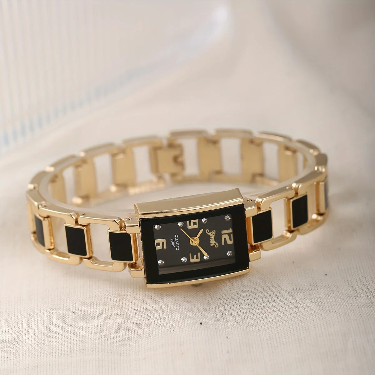 Set of 6 elegant modern women's watches by Corporación Turística, featuring stylish black designs for casual and chic looks.