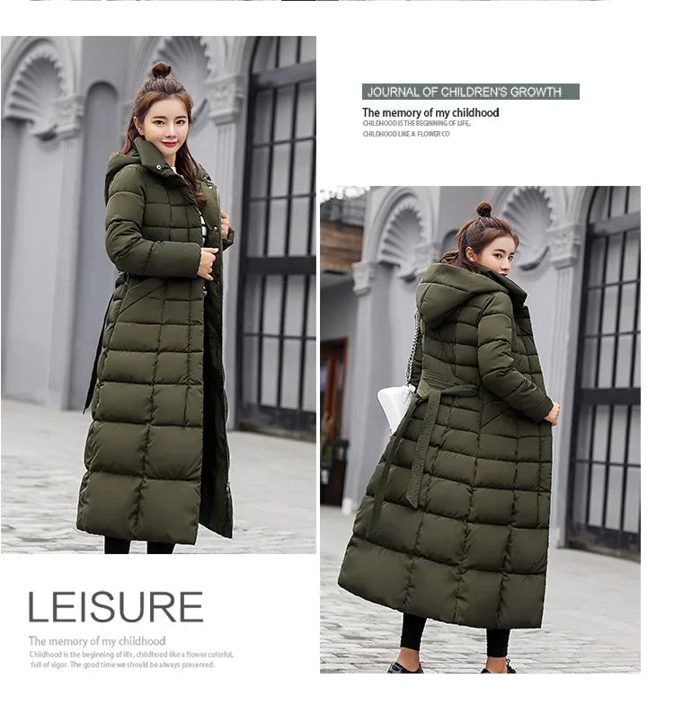 Larga chaqueta de invierno para mujer de Corporación Turística en negro, cálida y elegante con capucha y bolsillos.