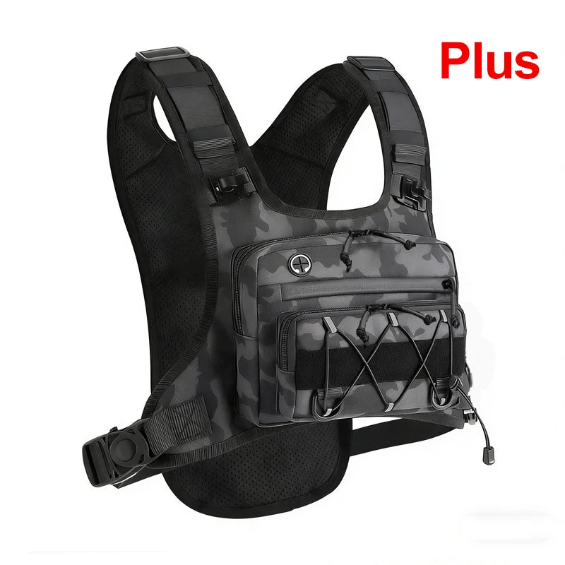 Tactical Molle backpack 15L for cycling, black nylon, multiple compartments, adjustable straps, suitable for bike trips.