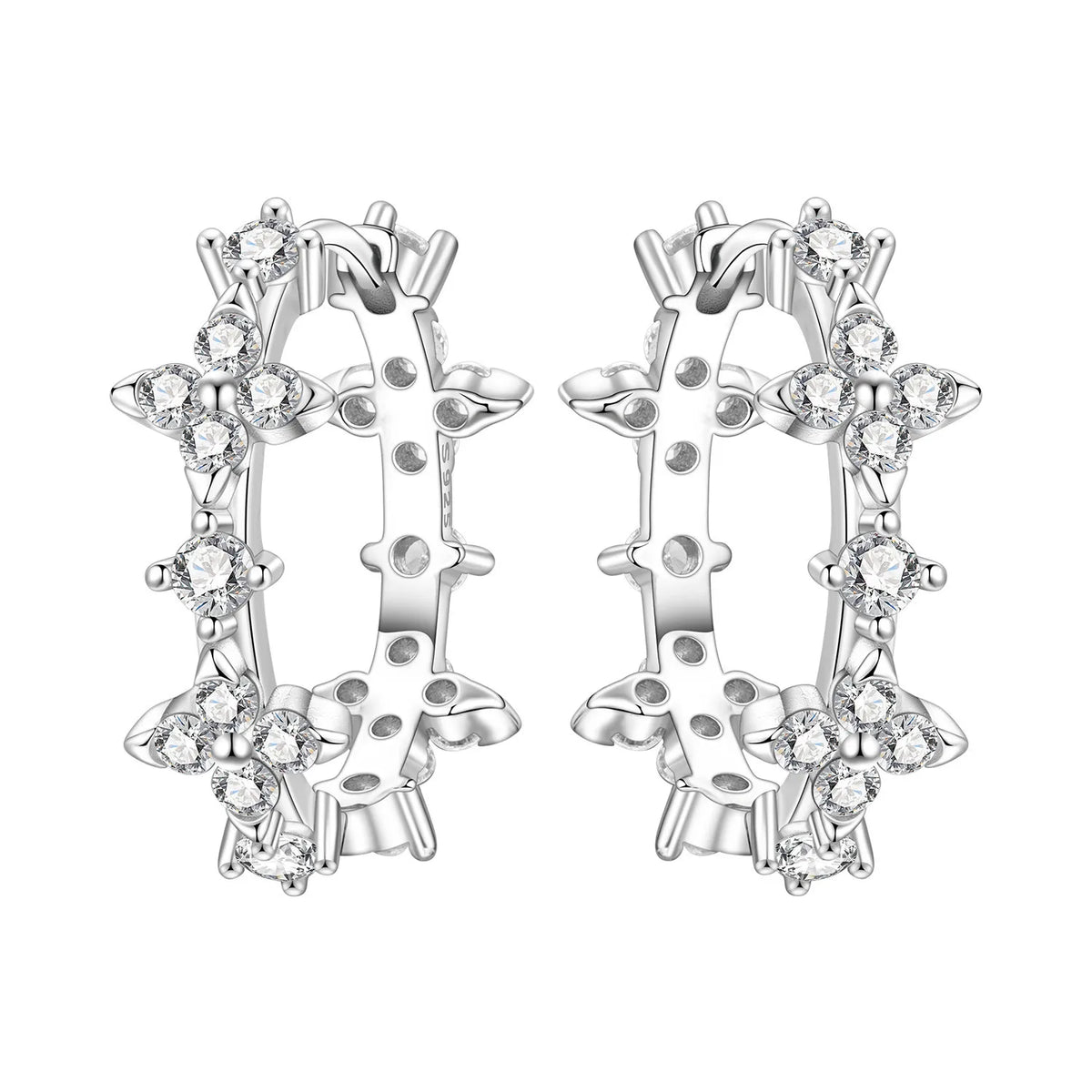 Panpoki Original Plata de Ley 925 flower earrings by Corporación Turística, featuring intricate floral design in silver.