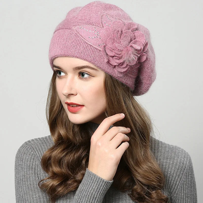 Tejido de boinas de conejo para mujer en lana, en color rojo, con tamaño de 54-60cm, de la marca Corporación Turística.